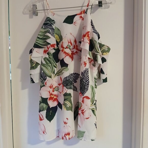 Banana Republic  Women's  White Tropical Floral Flutter Sleeve Top SZ S  GUC - Picture 1 of 11